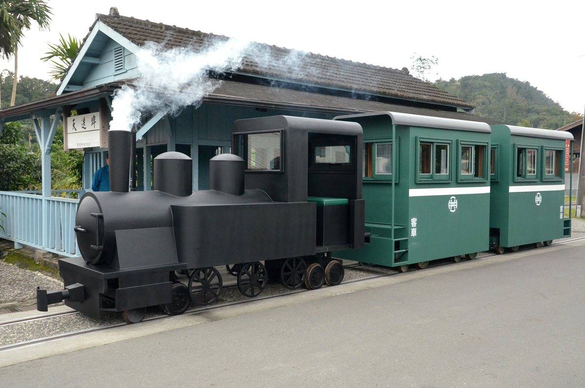 避暑度假首選！宜蘭16℃山湖祕境、千年神木步道，順路搭森鐵小火車、蔥油餅DIY