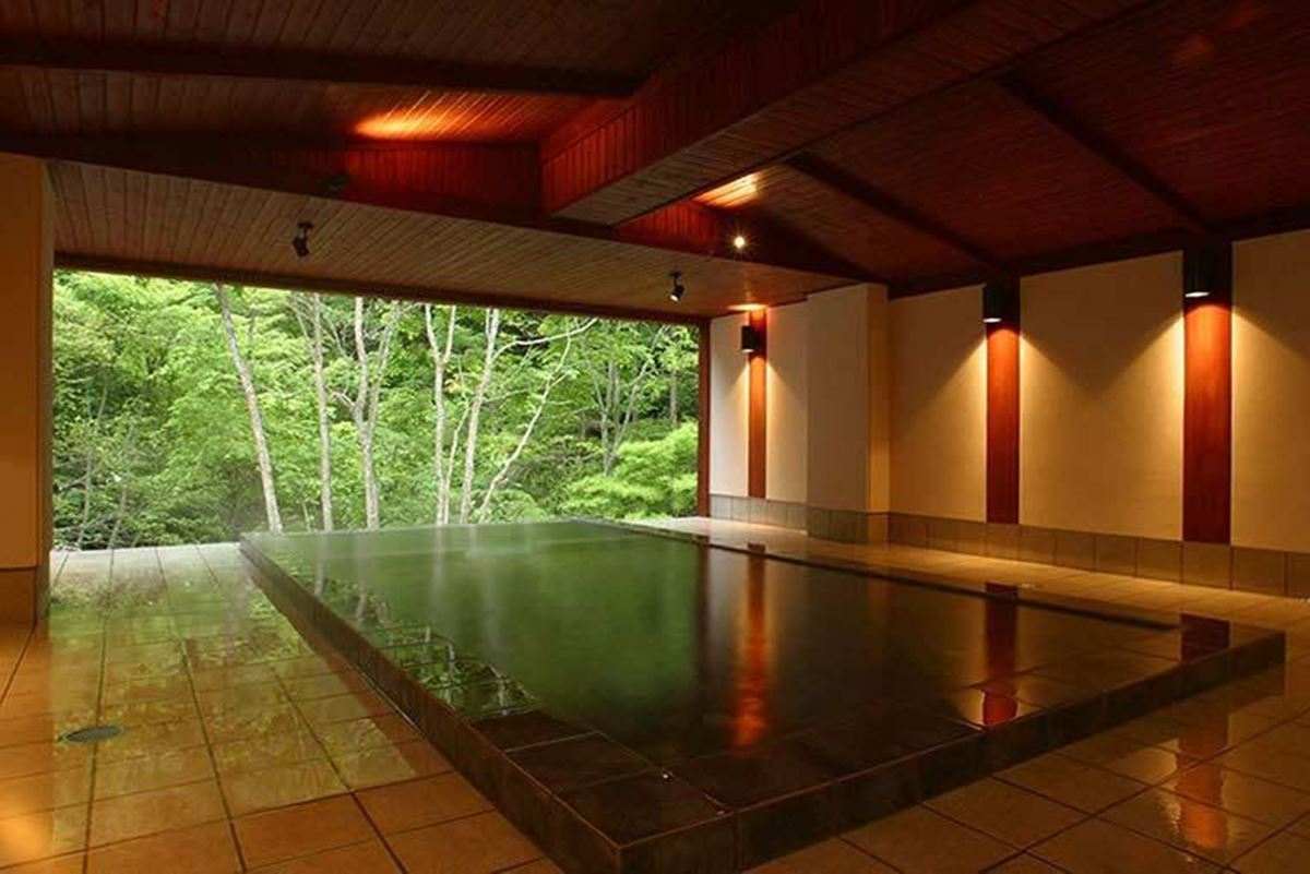 日本旅遊網站精選5大「美肌之湯」 第5家有8種不同浴池可泡