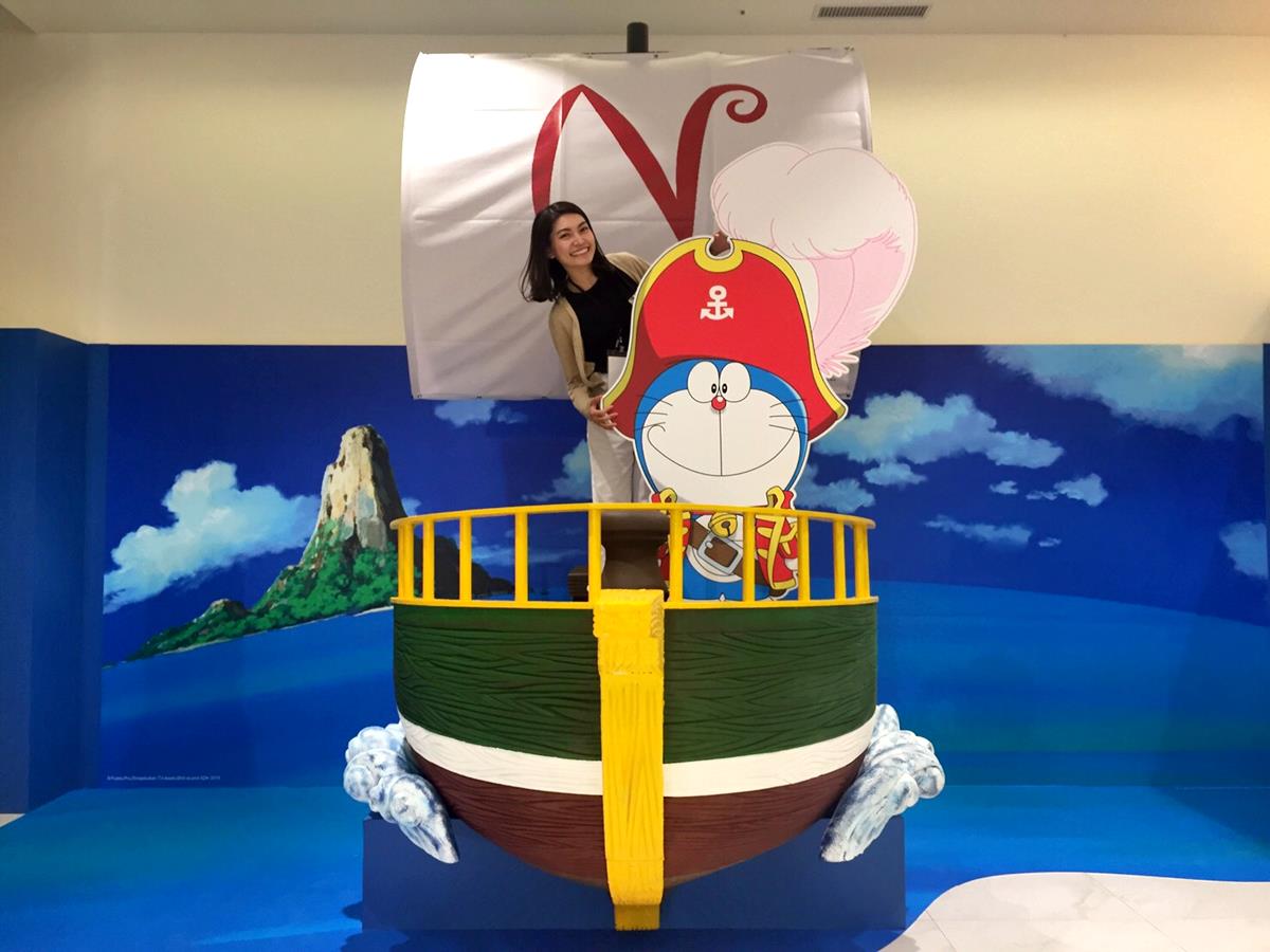 照了放大燈！6米高巨型公仔現身「哆啦A夢！金銀島奪寶探險」主題展，免費入場拍個夠！