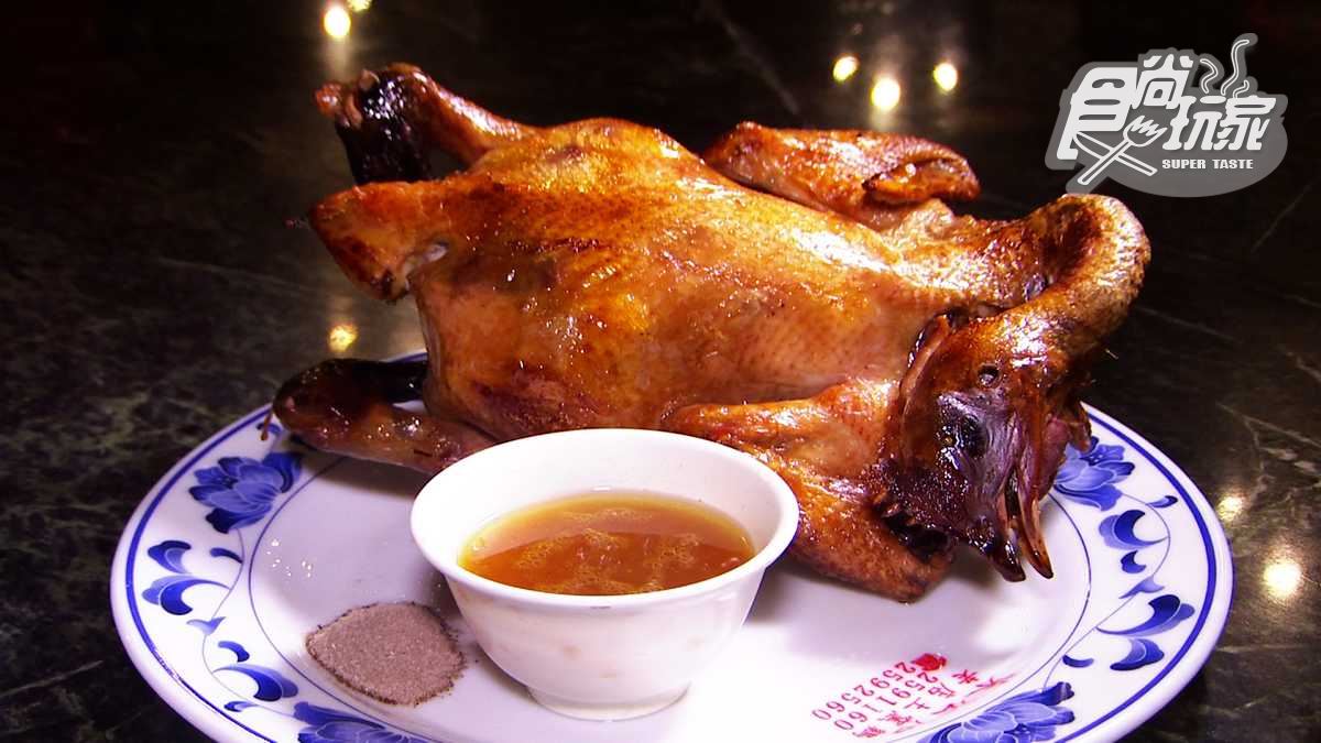 正港的台灣第一家！土窯雞要燜5小時、甕缸雞用龍眼木烤 超厲害