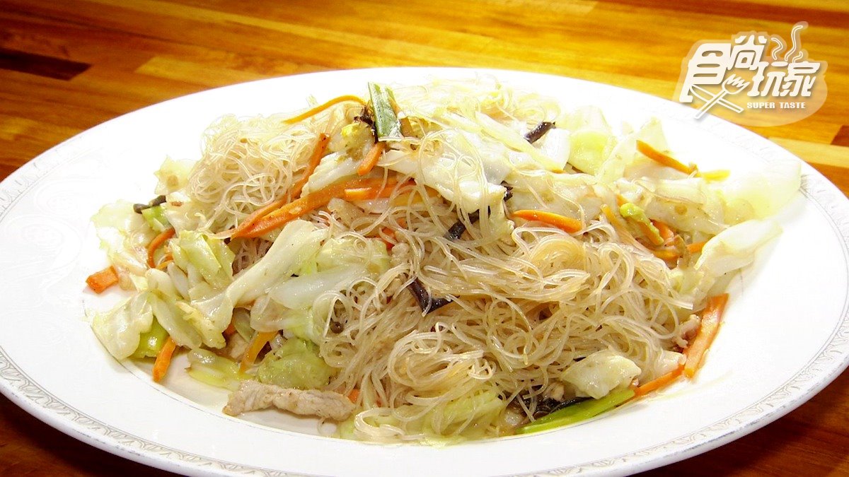 綠色米其林推薦！烤海魚 炒米粉  滷豬腳 西瓜綿鮮魚湯 都是台南老味道