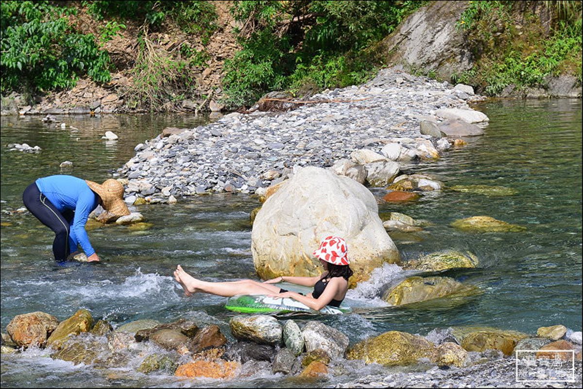 22年來首開放！宜蘭戲水秘境  「野溪漂漂河」透心涼