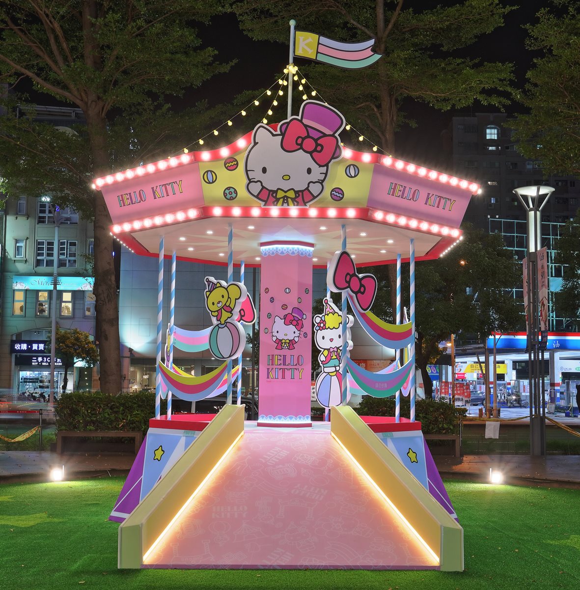  貓界天后現身！「Hello Kitty幸福夢想嘉年華」免費開放，5公尺寬凱蒂貓頭必拍