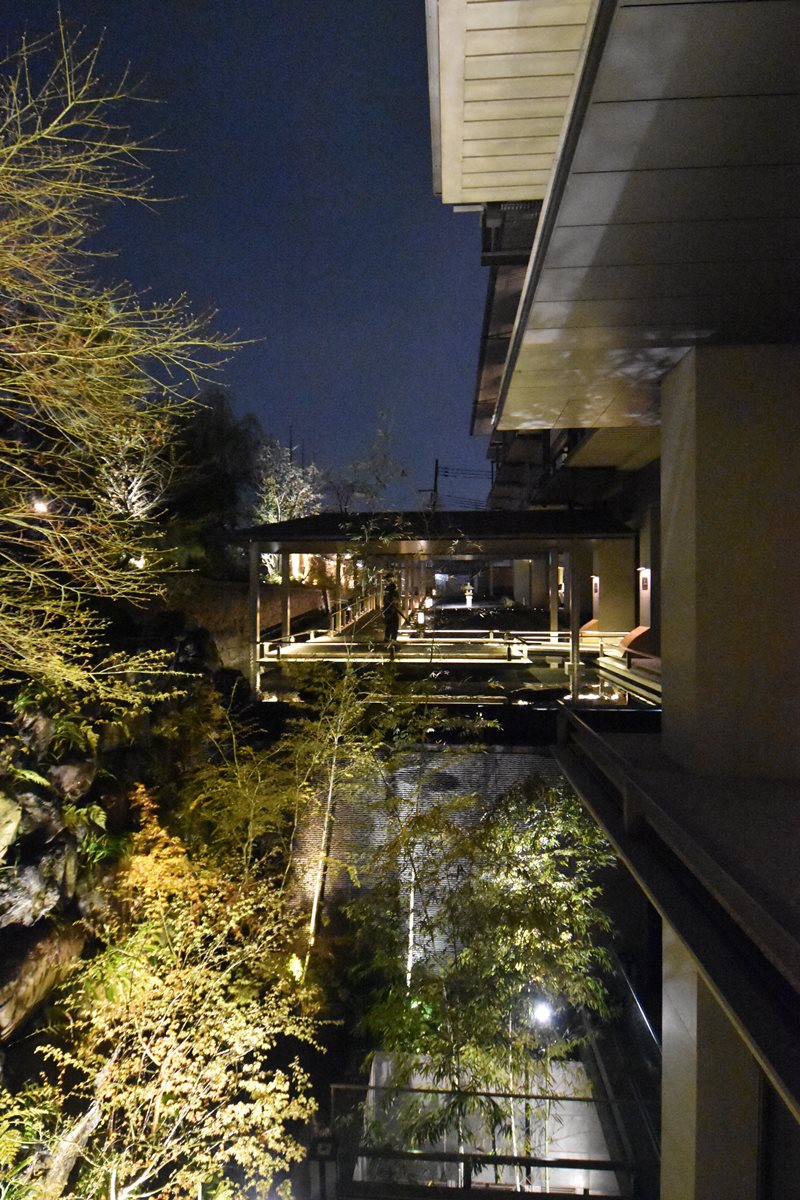 搭小船住400年祕境古宅！3家超美「京都風設計旅店」此生必住
