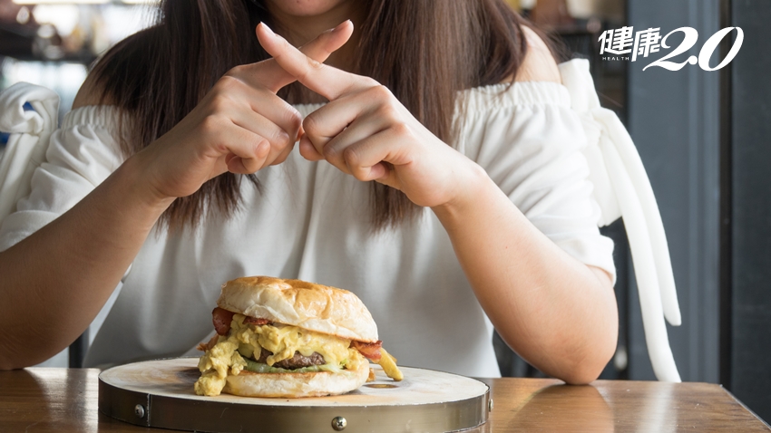 快筆記！消除脂肪不復胖5招，第一件事是「遠離三白食物」