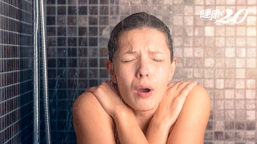 洗錯小心血壓飆高！冷天洗澡怕中風 洗澡前１步驟可預防