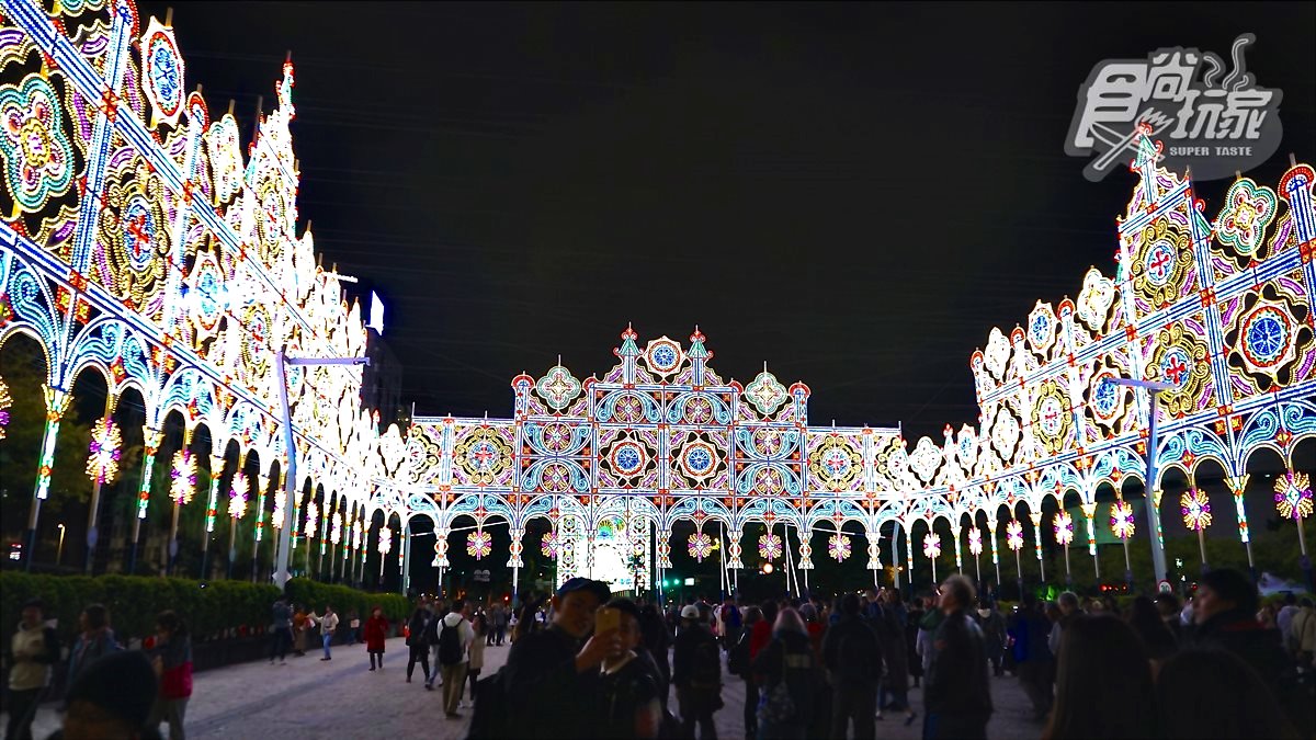 只有15天！24萬顆七彩燈打造「300公尺夢幻光廊」過年元宵必打卡