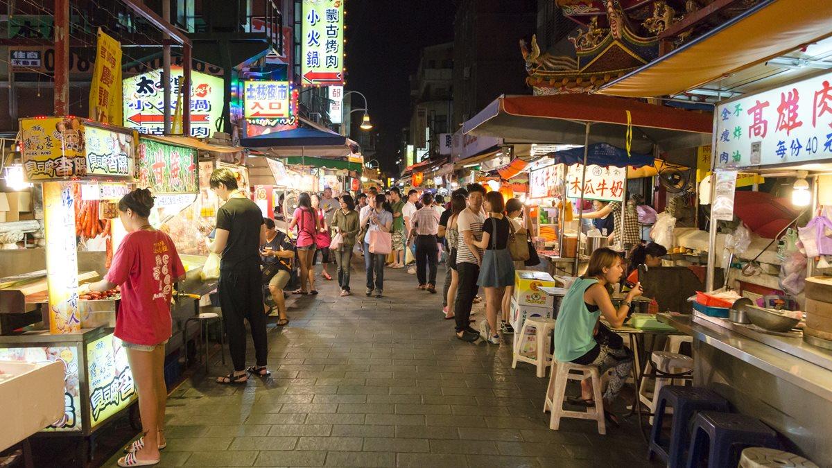 台北米其林小吃！最新24家「夜市美食」名單，黑金滷肉飯、冰火湯圓都上榜