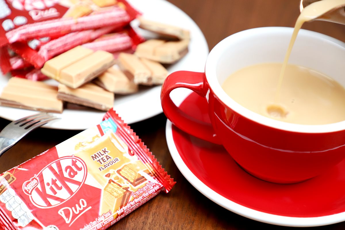 奶茶控注意！泰國必買伴手禮「kitkat奶茶巧克力」，這家超商獨賣