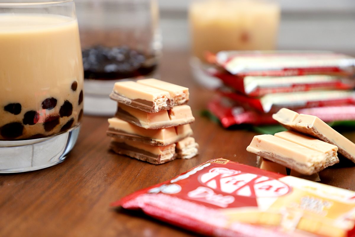 奶茶控注意！泰國必買伴手禮「kitkat奶茶巧克力」，這家超商獨賣