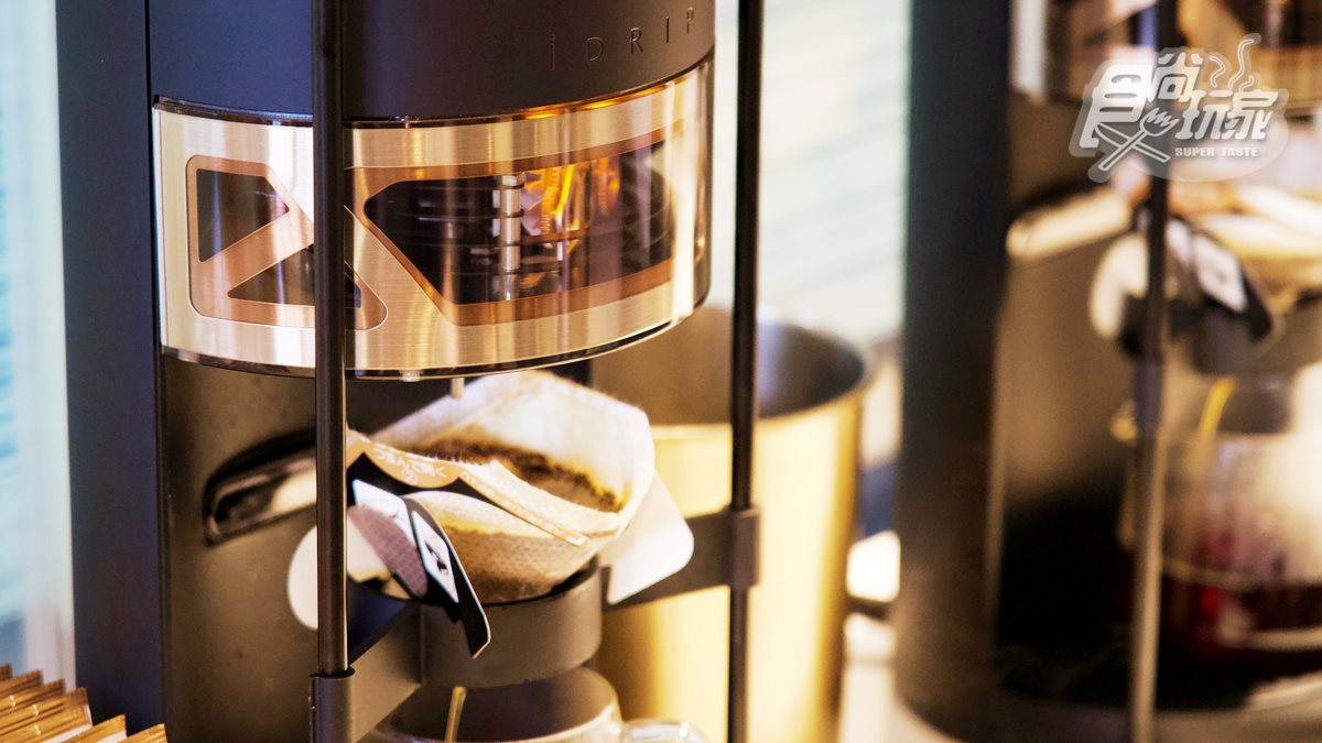 咖啡世界冠軍風味「神還原」！37分鐘募資破百萬，AI手沖咖啡機太神奇