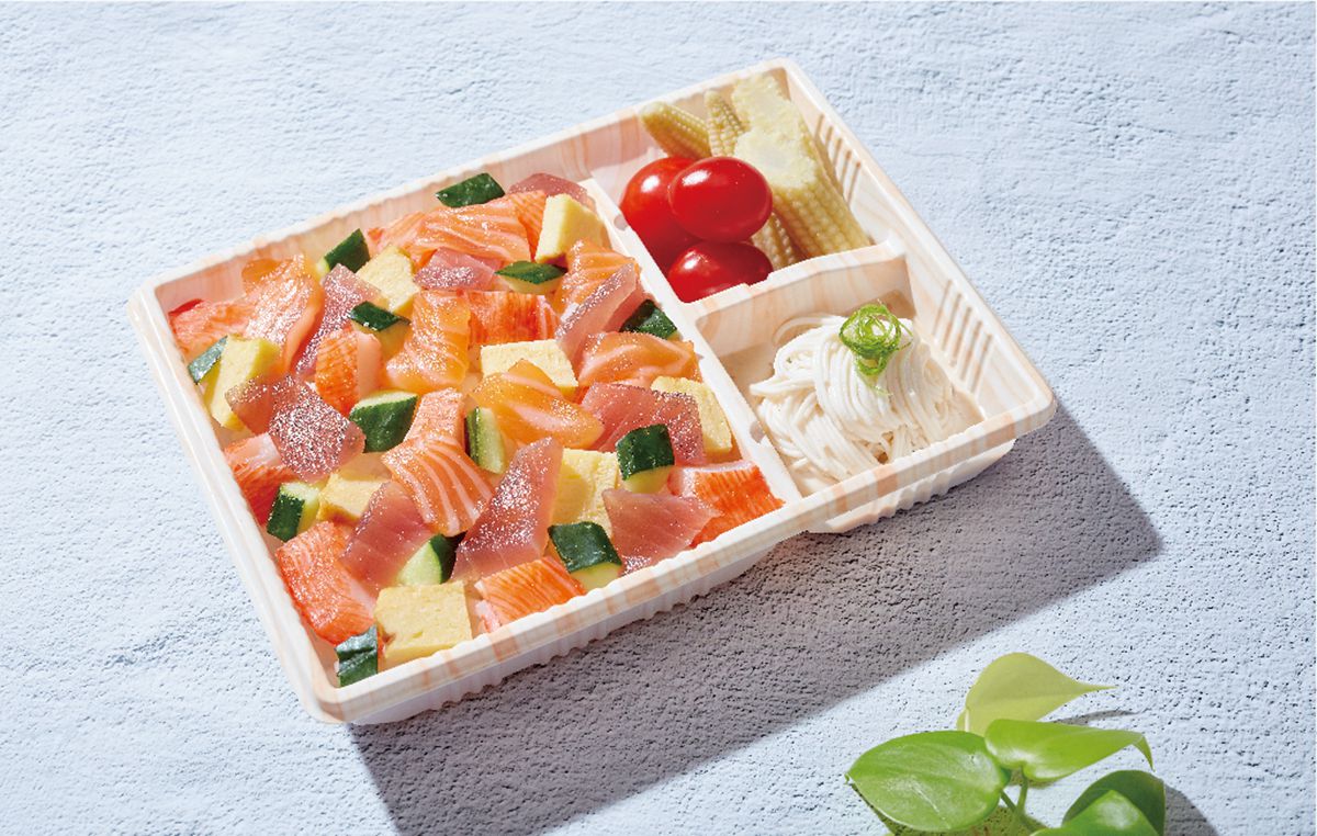 壽司「低卡輕食」便當開賣！「網美系野餐盒」繽紛散壽司清爽好拍