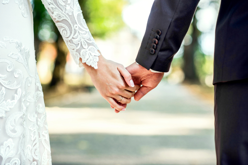 連雙宋都離婚，婚姻還能信？研究：不婚不生的女人「這原因」更快樂