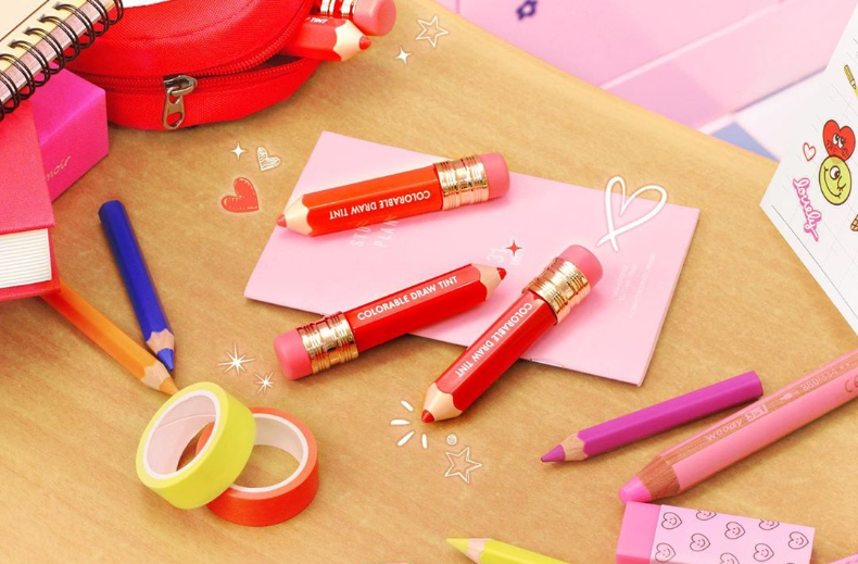 可愛的「胖胖色鉛筆」竟然是300元不到的唇釉？韓國正熱燒的勸敗彩妝，實擦也好美！