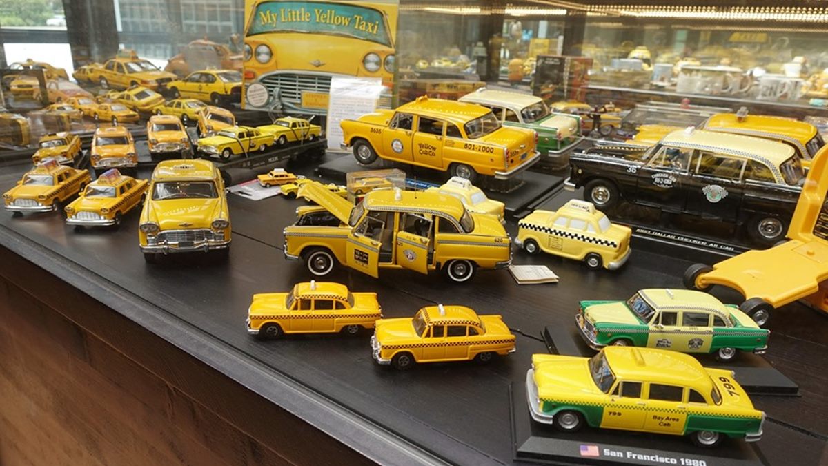 衝「小黃」博物館！千件模型全球首間，還有遊戲車、戶外電影院在這