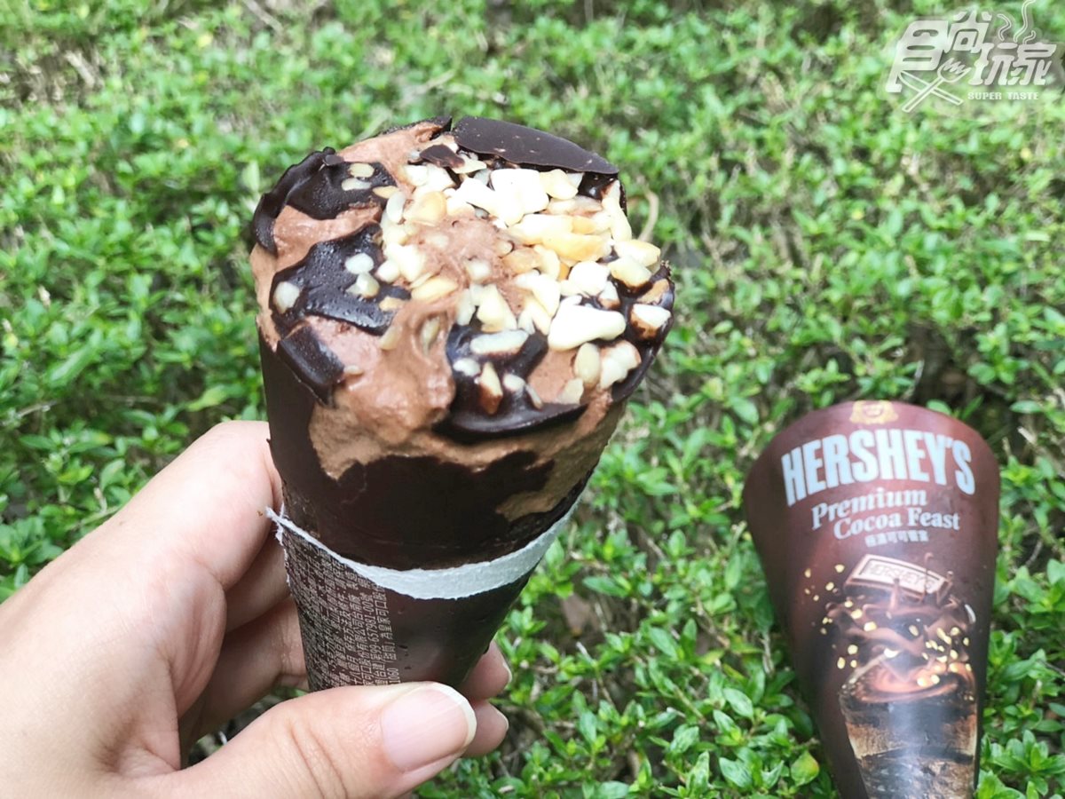巧克力控敲開心！杜老爺聯名「阿華田」「HERSHEY'S」推冰淇淋甜筒，這家獨賣