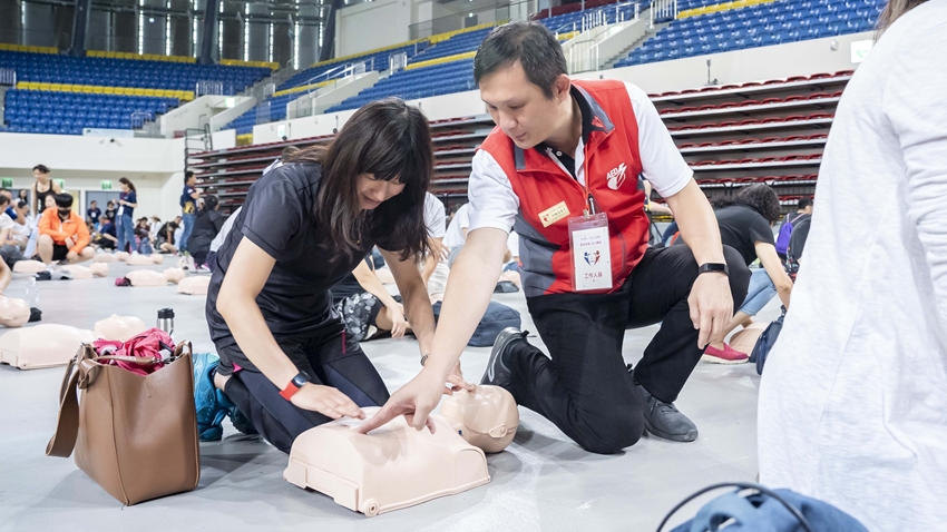 推動萬人學會CPR計畫 急診醫師徐嘉鴻：急救教育要從小做起