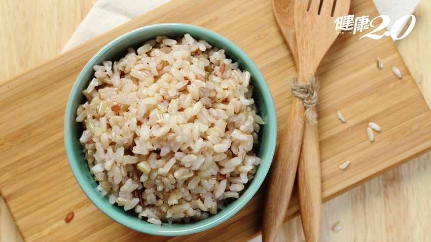 助排便、排毒、增好菌！「糙米」很營養，吃了會貧血嗎？