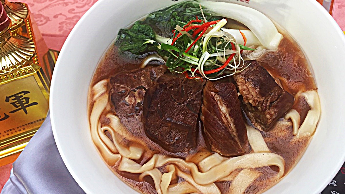 吃貨必收藏！2019台北「年度牛肉麵」名單出爐，冠軍又是它