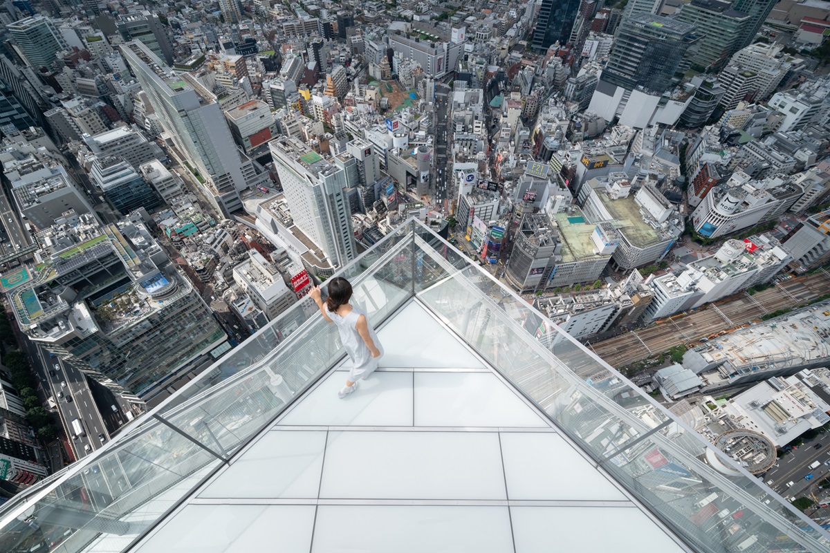 澀谷新地標「視角超威」！網美光廊+「晴空塔、東京鐵塔、富士山」一次收