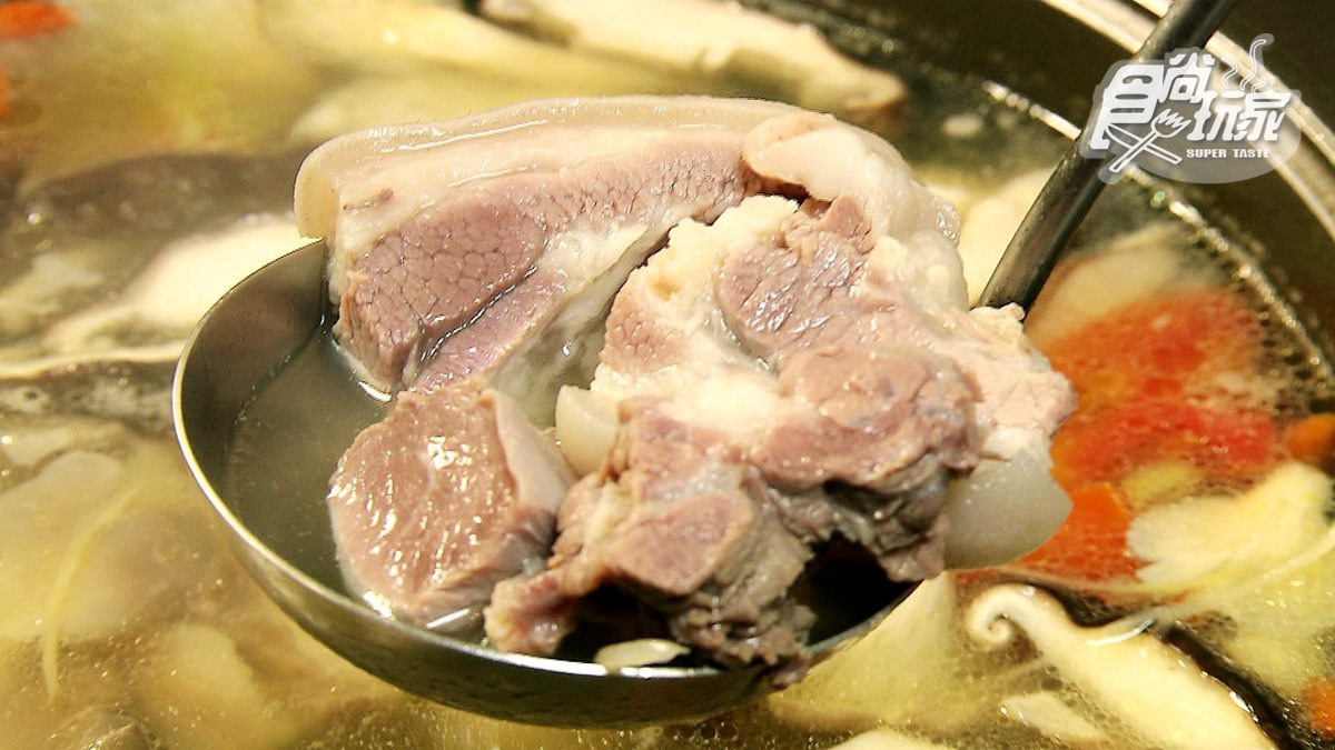 補冬必吃！北中南8家羊肉爐名店：鴛鴦雙羊鍋、努比亞山羊、20多種中藥湯頭