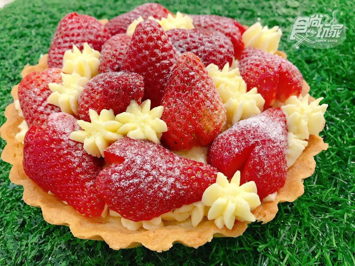 戀愛的滋味！北中南10家夢幻草莓甜品：爆量草莓蛋糕、3小時完售千層