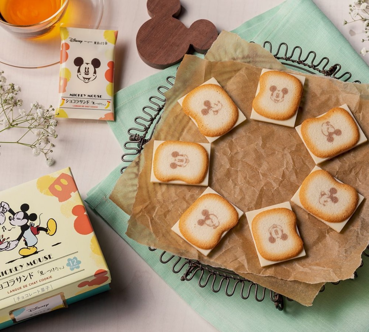 捨不得咬！東京香蕉x迪士尼「萌系伴手禮」：維尼年輪棒、米奇夾心鬆餅、貓舌餅