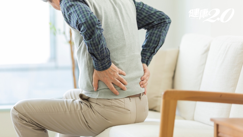 坐骨神經痛、腳麻走不動…脊椎退化壓迫神經，該動手術嗎？