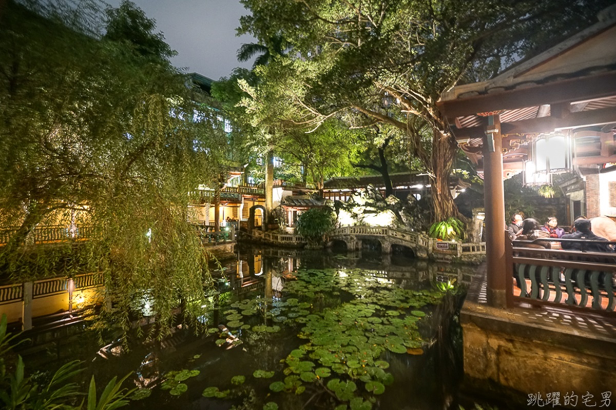 免出國就可看「日本夜楓」！林家花園限定光雕秀登場，百年宅院「開出四季花」