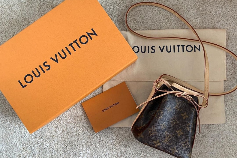 小資第一顆名牌包就買它，Louis Vuitton迷你老花水桶包2萬多就能入手