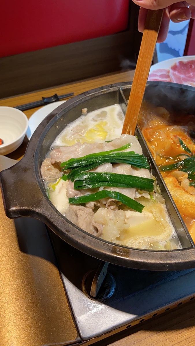 鍋控快去吃！全新「日式鴛鴦鍋」現身中山區，10種辣度+「雞白湯」還有隱藏版吃法