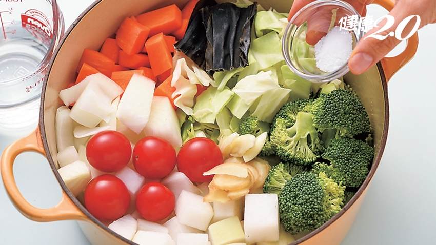神奇「瘦肚湯」風靡日本！６大低卡蔬菜 營養湯底大公開