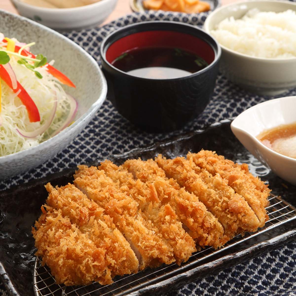 手機有「1、2、3」任一碼就能抽！烤五花肉、爆料海鮮丼，日韓料理免費吃一波