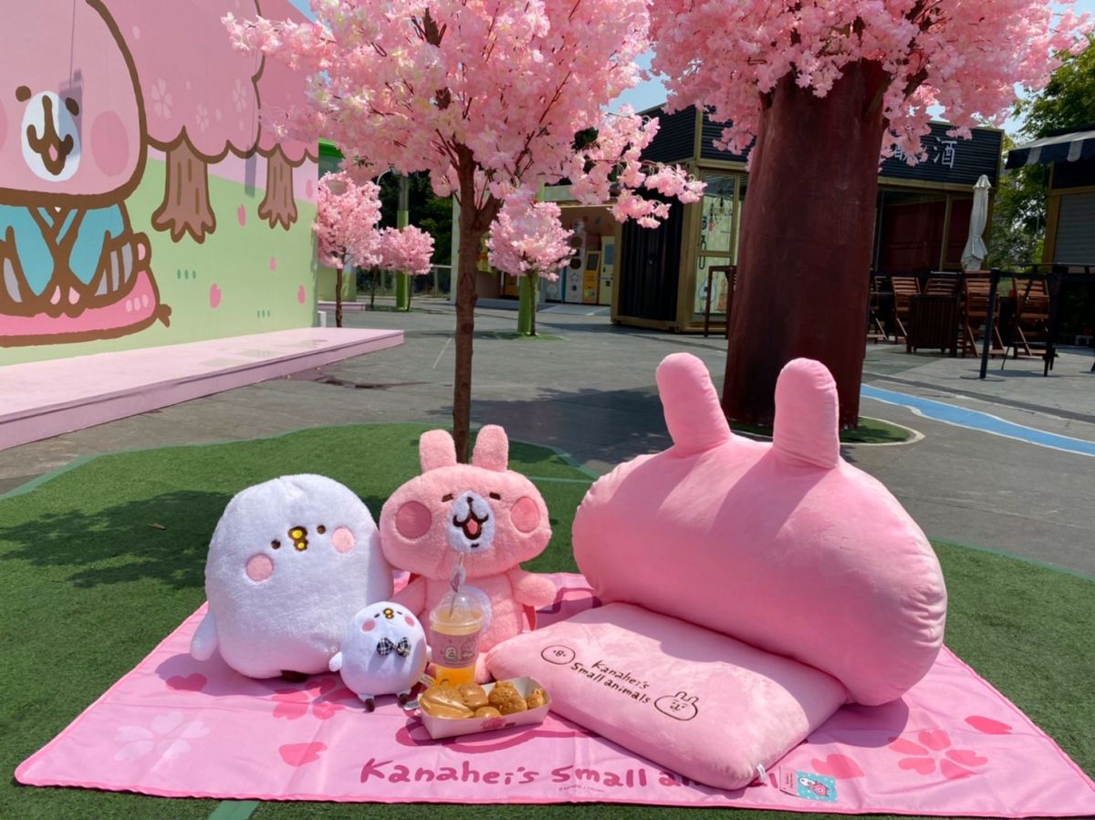 粉紅很可以！卡娜赫拉快閃店限定賣粉紅兔兔、P助「口罩套」「乾洗手」