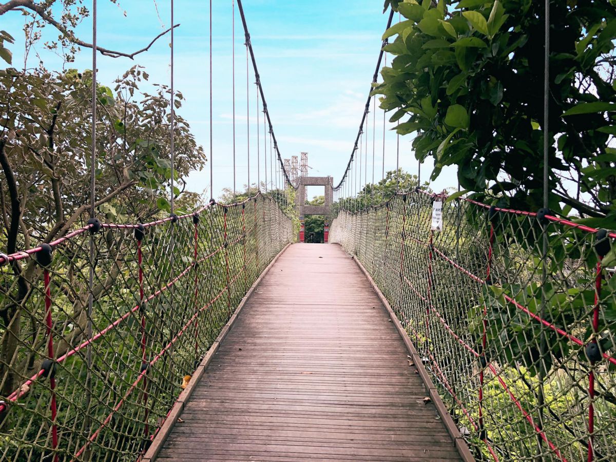 【全台15座絕美吊橋】北中台灣8條秘境吊橋：平溪觀瀑吊橋、雙龍瀑布彩虹吊橋