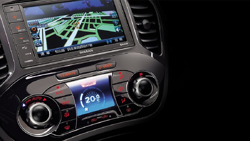 Juke搭載的智慧影音整合系統包括：7吋彩色觸控螢幕、藍芽免持通話系統、衛星導航系統、HD高畫質數位電視、USB充電讀取裝置、智慧手機影音投影(HDMI)、倒車顯影鏡頭附錄影功能、前方行車紀錄器、四輪胎壓獨立顯示。(圖片來源/ Nissan)