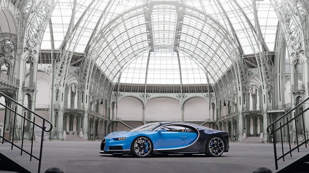Bugatti Chiron搭載8.0升W16四渦輪增壓汽油引擎，最大馬力高達1500匹，扭力峰值也來到163公斤米扭力。(圖片來源/ Bugatti)