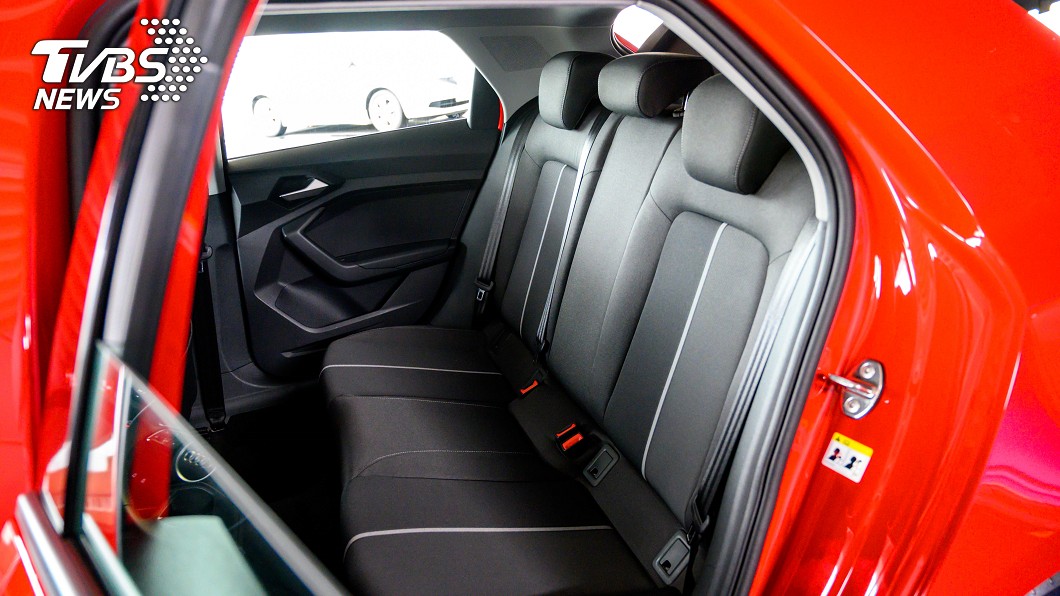 雖然定位為都會小車，A1 Sportback後座仍有充裕空間。