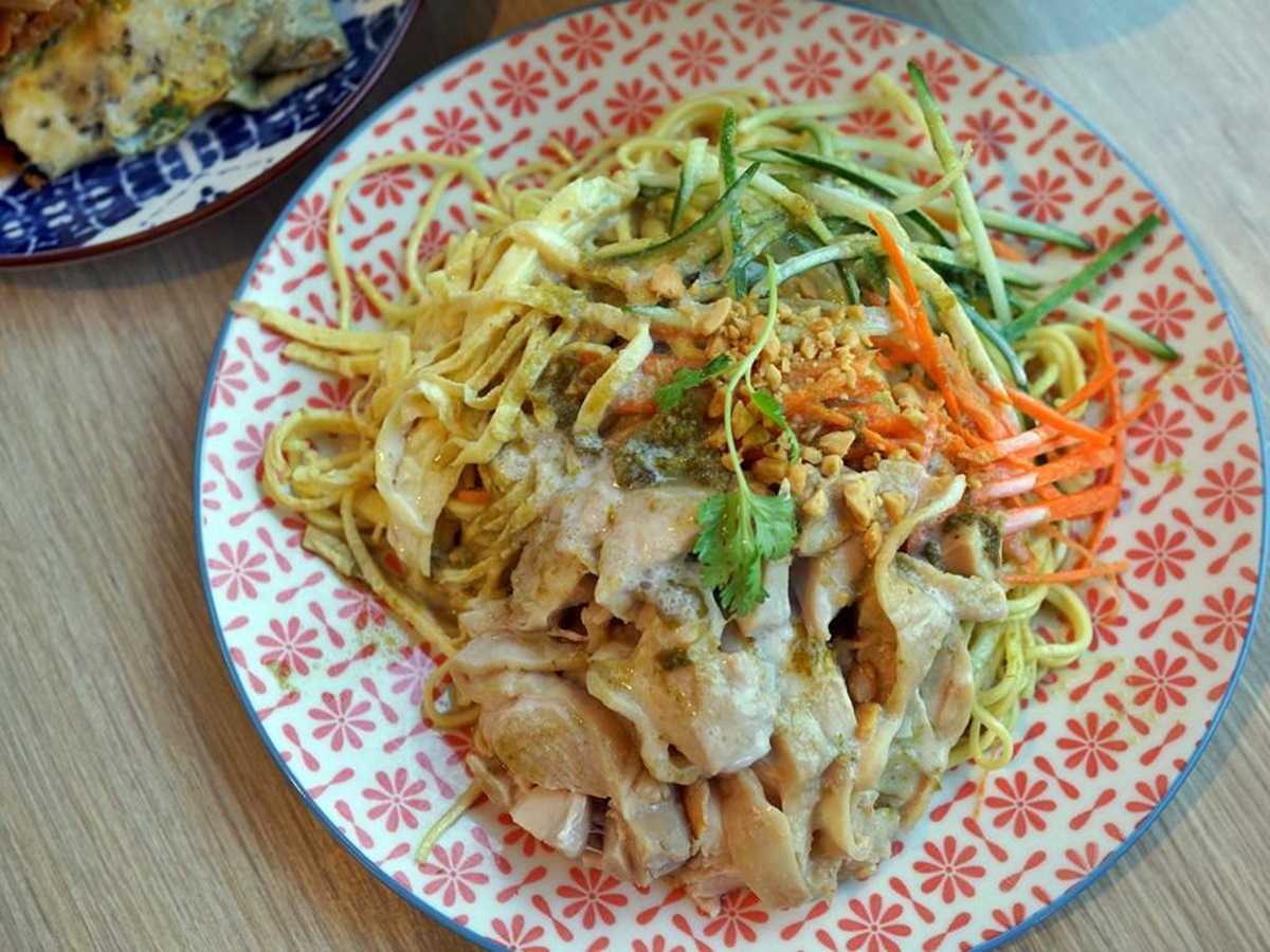 夏天開胃必吃！北中南3家「南洋風」涼麵：泰式綠咖哩、泰唦燒雞、椰香蟹醬
