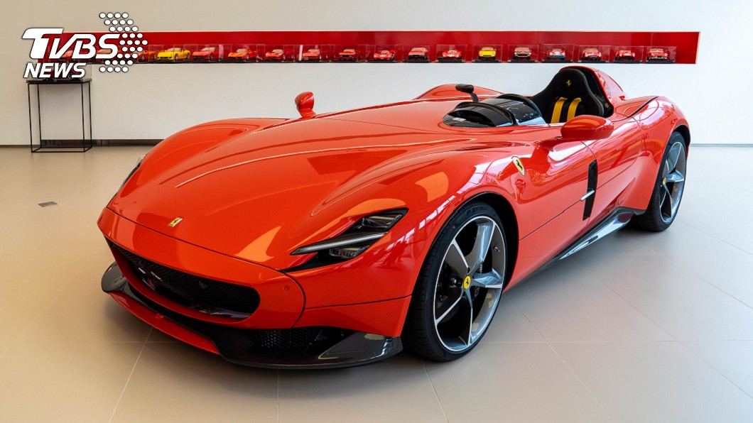 全球生產量不超過500輛的Ferrari Monza SP1正式抵台。