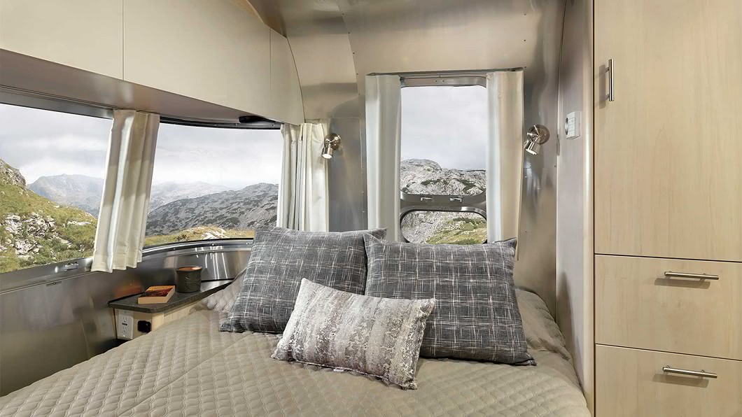 Airstream具有經典的鋁製車身，讓露營拖車具有科技時尚的氛圍。(圖片來源/ Airstream)