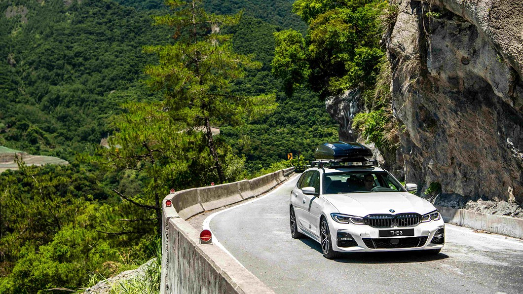 楊欣儒最近開著BMW M340i Touring從台北一路開到台東，發現旅行車在長途路程中表現很出色。(圖片來源/ BMW)