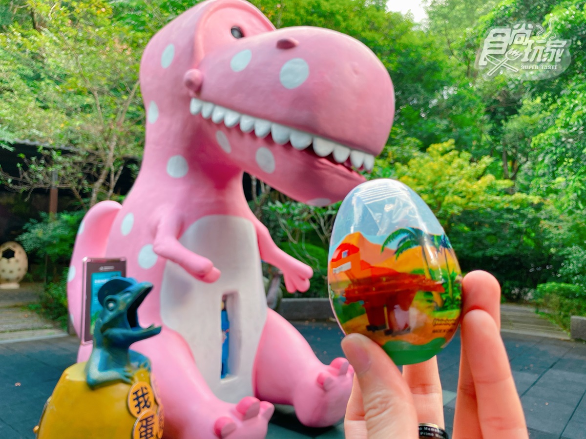 全台首創「真實版侏羅紀」溫泉飯店！霸王龍、暴龍占領森林「有叫聲」，還有粉紅色恐龍可拍