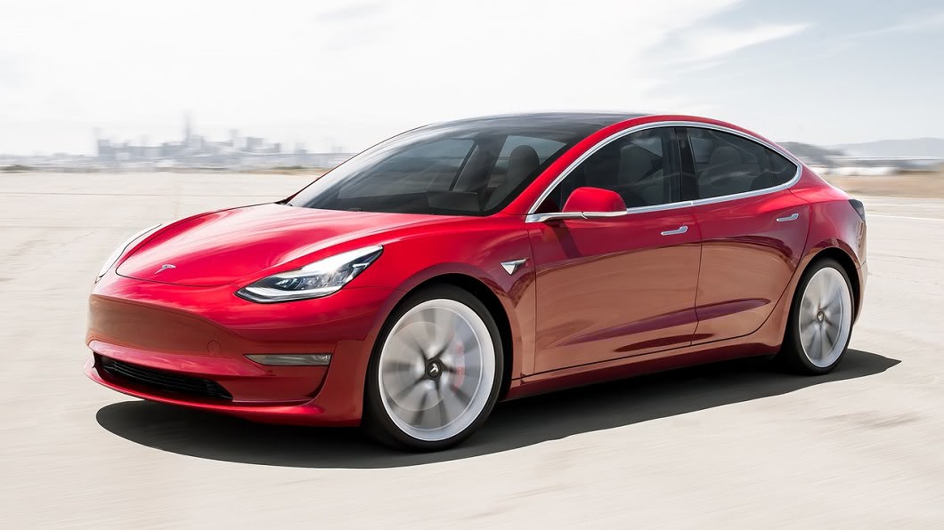 Tesla Model3售價161萬元，讓許多購買力足夠的消費者不免考慮轉向考慮入主Model3。(圖片來源/ Tesla)