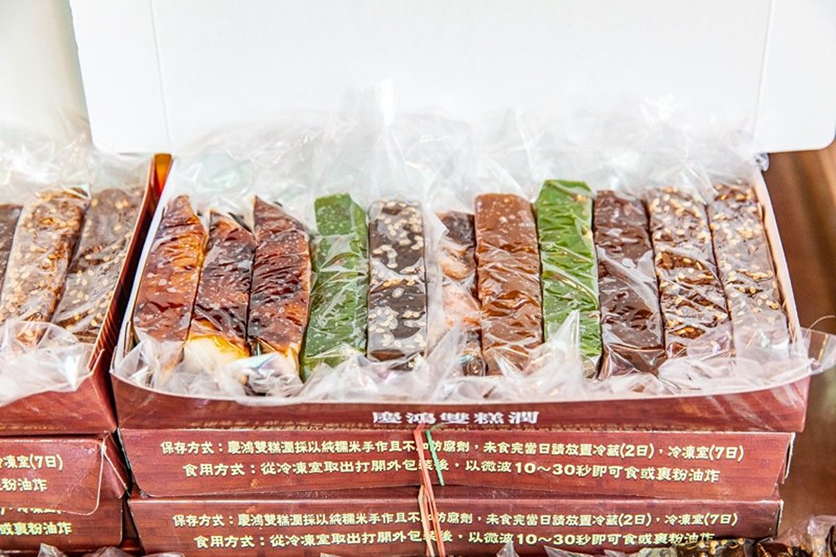 屏東隱藏版美食！吃貨必嘗「東港小三寶」：肉粿、飯湯、雙糕潤