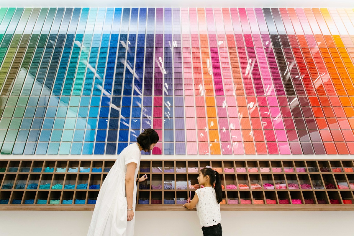 【新開店】「超狂色彩筆牆」快拍！桃園700坪「互動美術館」+2700坪森林衝了