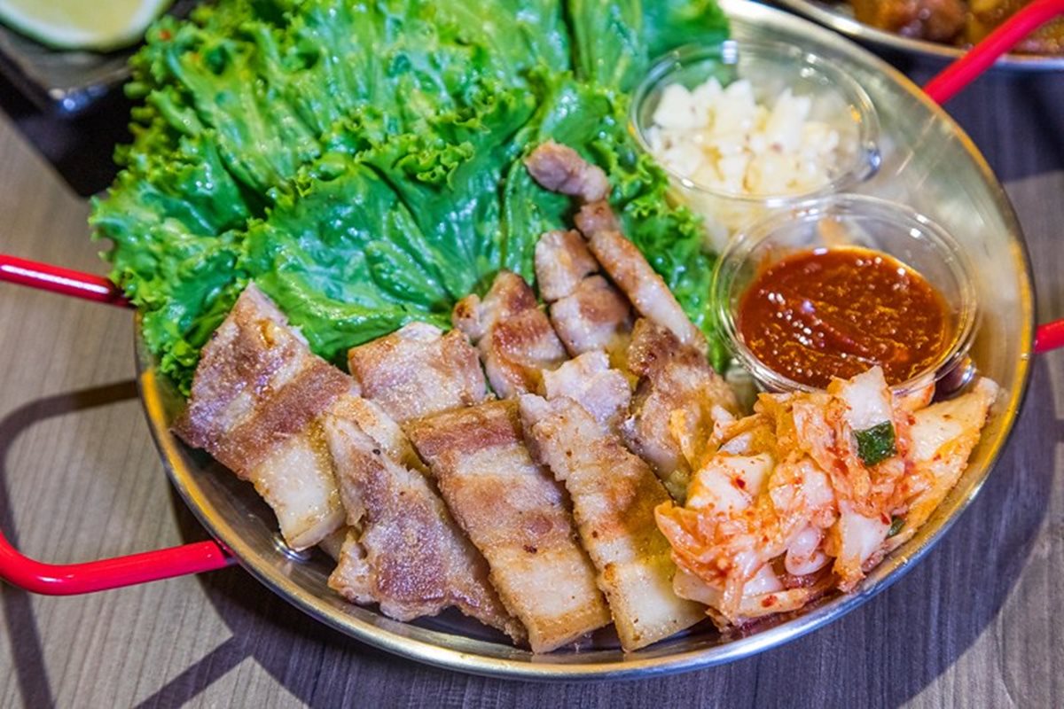 去不了韓國就來這！罕見韓式餐酒館必點超大生蠔冷麵、「韓劇」調酒