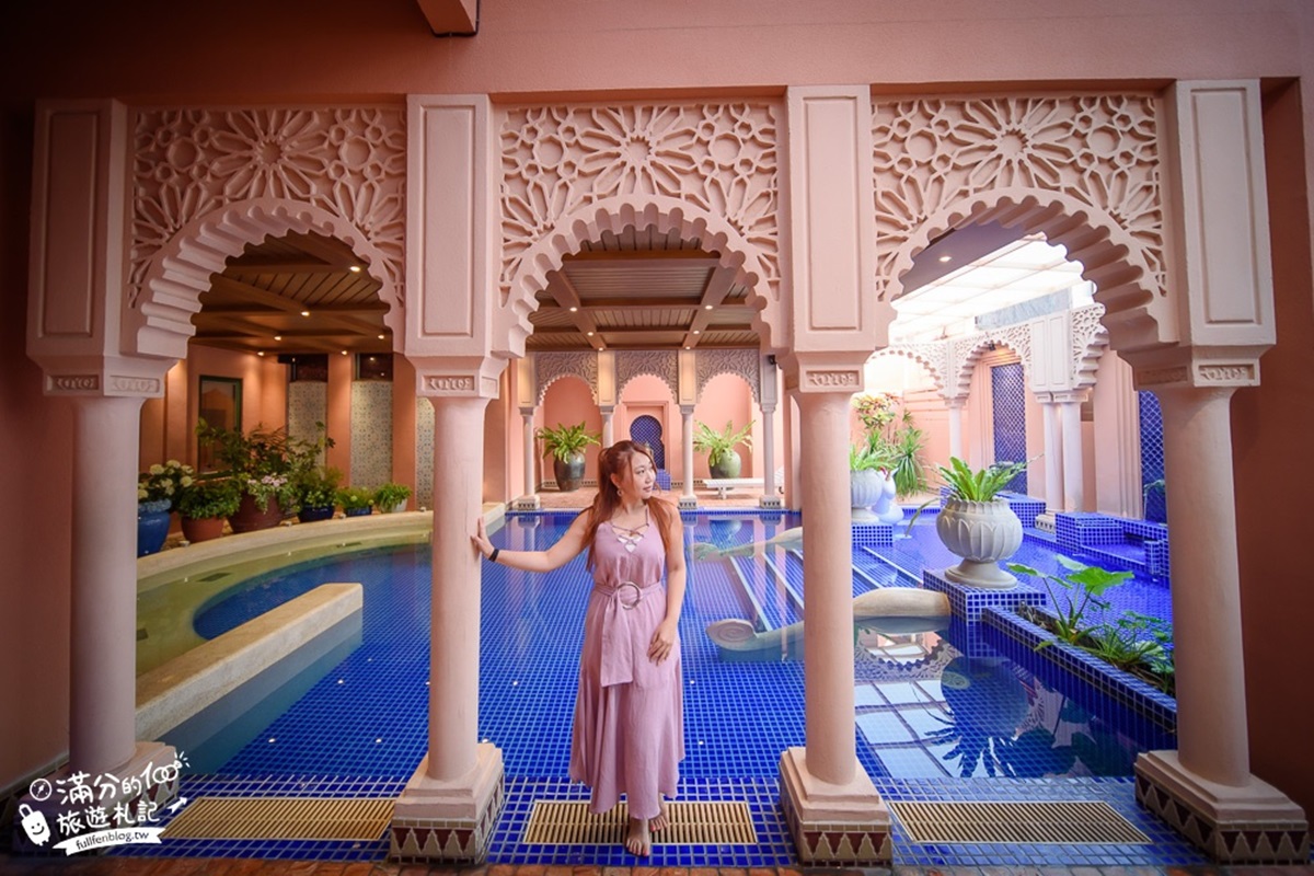 全台最美「粉紅色泳池」！一秒飛杜拜「中東風旅宿」，還有公主房超好拍