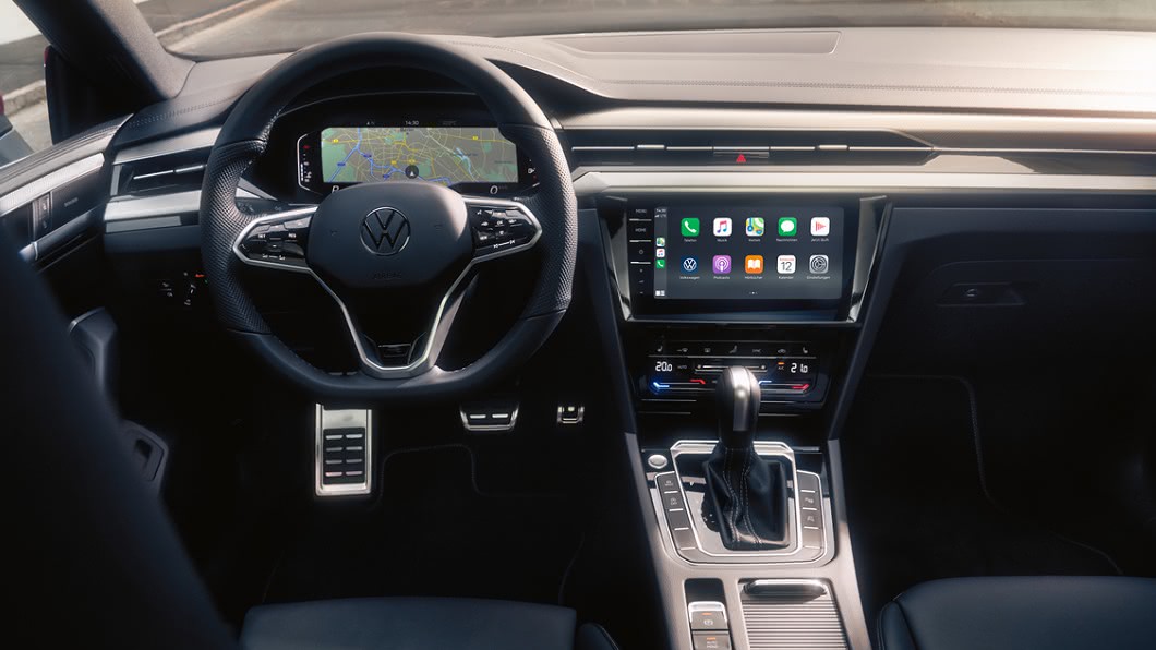 座艙內部採10.25吋數位儀錶板搭配9.2吋中控觸控螢幕。(圖片來源/ Volkswagen)