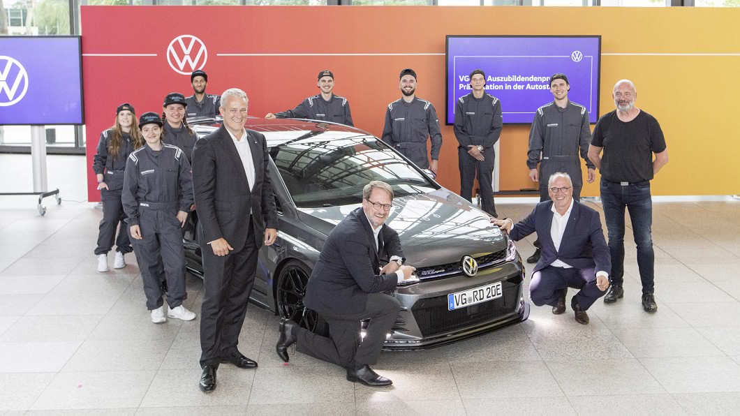 Golf GTE HyRacer由Volkswagen德國經銷商新進人員組成的13人團隊打造而成。(圖片來源/ Volkswagen)